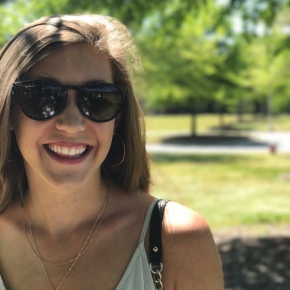 Meet your Posher, Anna - Picture 1 of 1